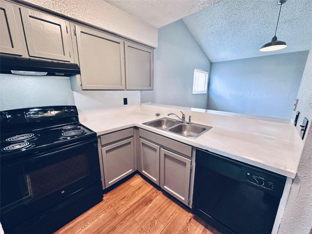 3702 S 2nd ST 321, Austin, TX 78704