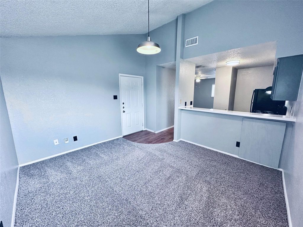 3702 S 2nd ST 321, Austin, TX 78704