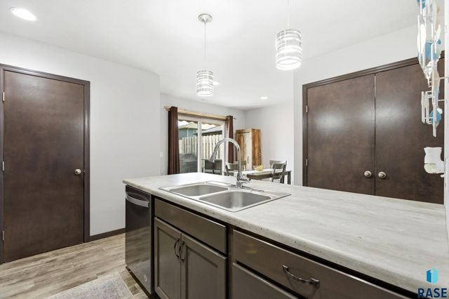 9421 W Gert St Street, Sioux Falls, SD 57106