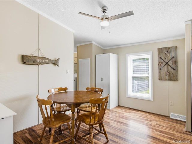 2545 Lakeshore Road, Applegate Village, MI 48401