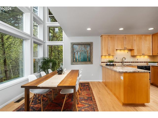 1820 Nw MILLER Rd, Portland, OR 97229