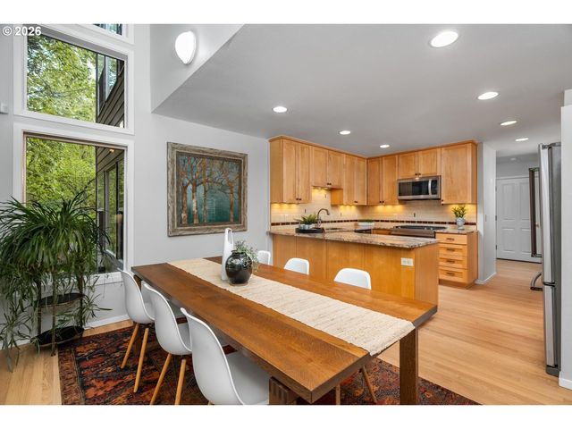 1820 Nw MILLER Rd, Portland, OR 97229