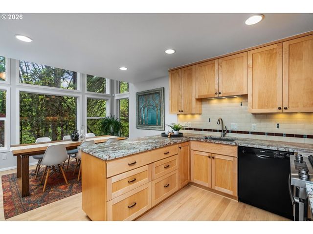 1820 Nw MILLER Rd, Portland, OR 97229