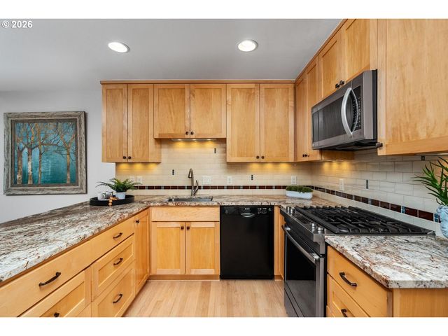 1820 Nw MILLER Rd, Portland, OR 97229