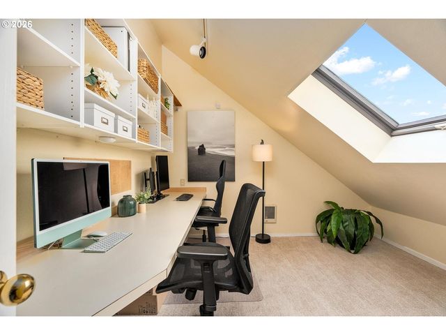 1820 Nw MILLER Rd, Portland, OR 97229