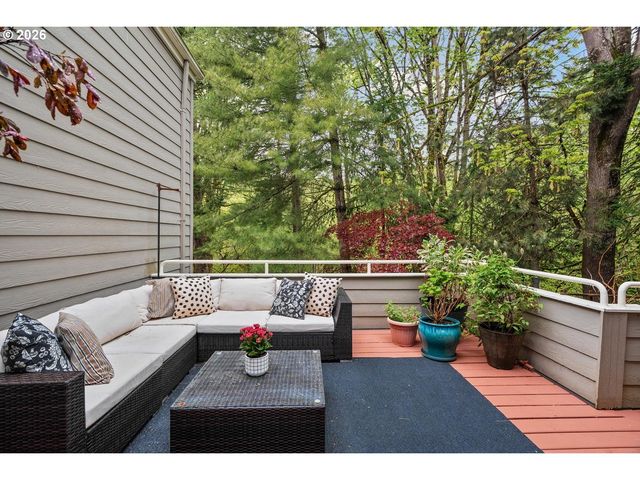 1820 Nw MILLER Rd, Portland, OR 97229