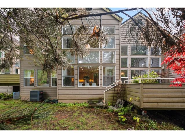 1820 Nw MILLER Rd, Portland, OR 97229