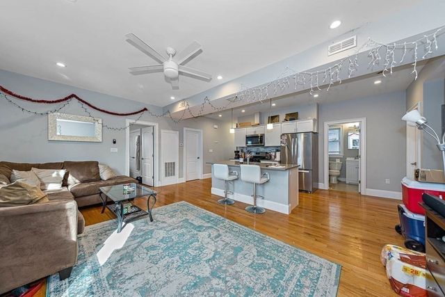 195 East Cottage St 2, Boston, MA 02125