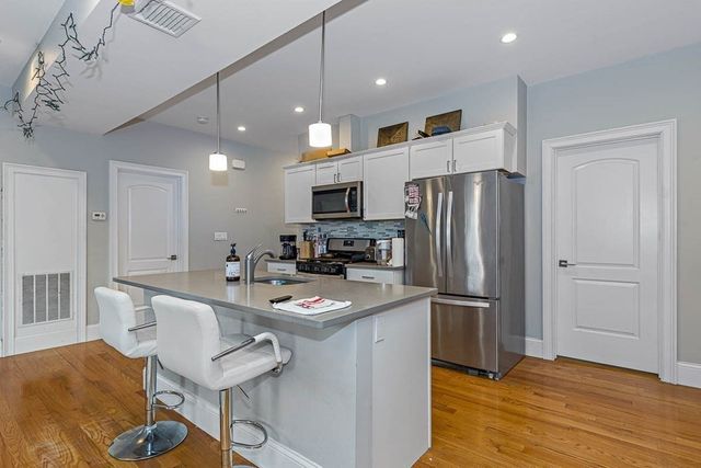 195 East Cottage St 2, Boston, MA 02125