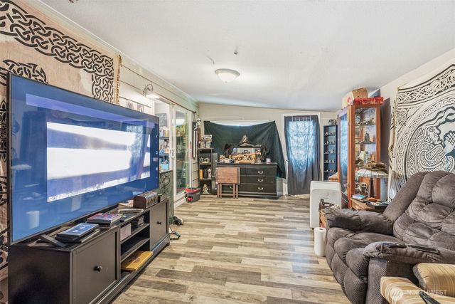 2411 Burcham Street, Kelso, WA 98626