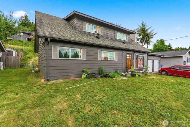 2411 Burcham Street, Kelso, WA 98626