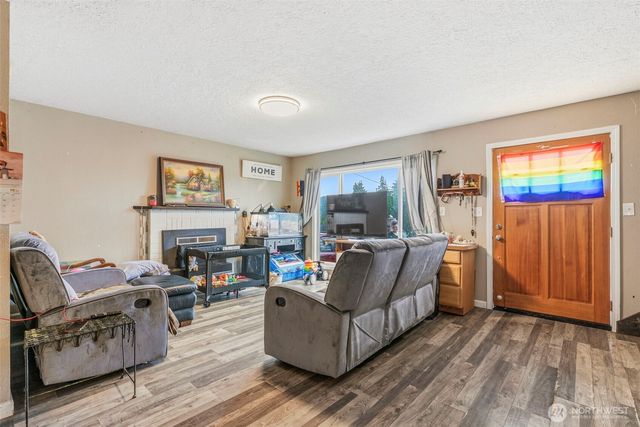 2411 Burcham Street, Kelso, WA 98626