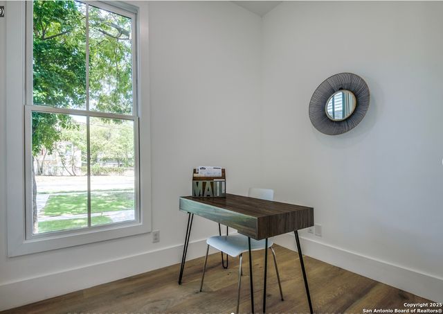 630 E CARSON ST, San Antonio, TX 78208