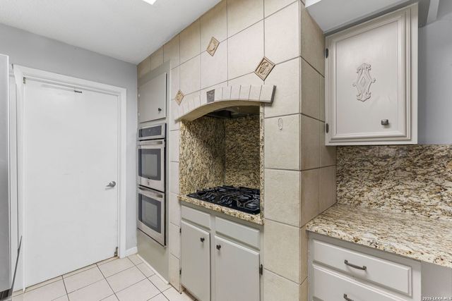4906 El Gusto, San Antonio, TX 78233