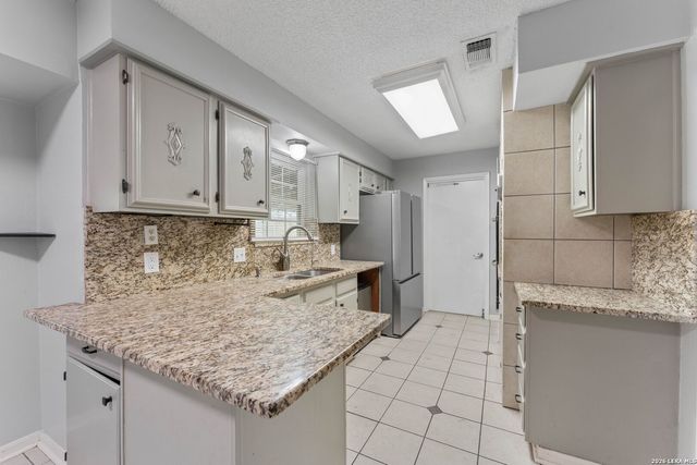 4906 El Gusto, San Antonio, TX 78233