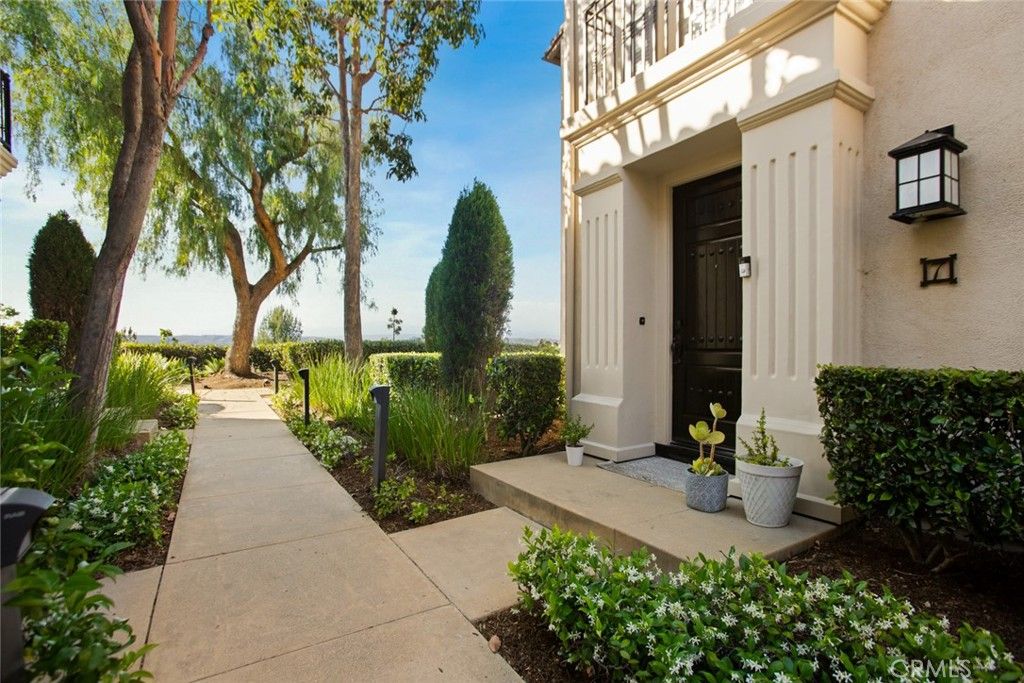 Image 15 of property listing at 817 Terrace Lane E 7, Diamond Bar, CA 91765