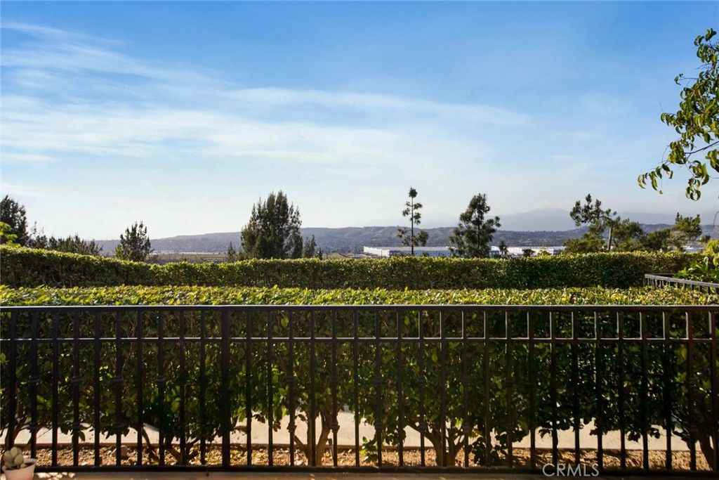 Image 21 of property listing at 817 Terrace Lane E 7, Diamond Bar, CA 91765