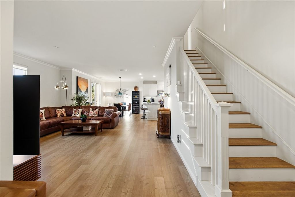 Image 26 of property listing at 817 Terrace Lane E 7, Diamond Bar, CA 91765