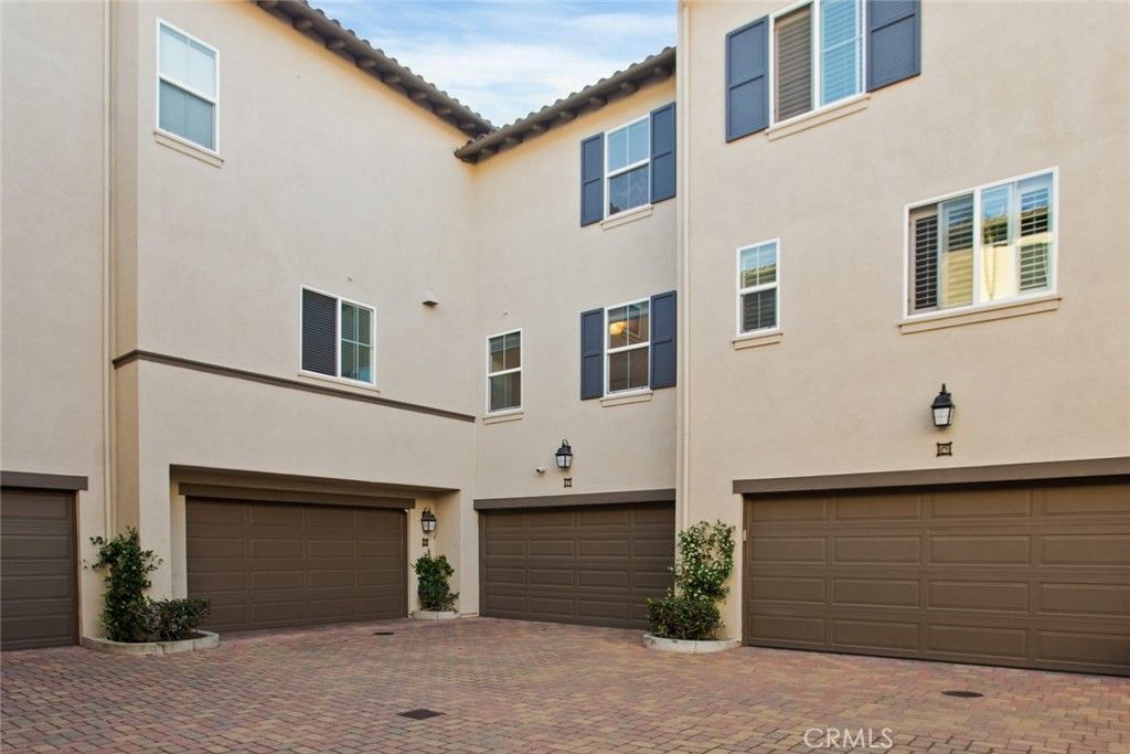 Image 34 of property listing at 817 Terrace Lane E 7, Diamond Bar, CA 91765