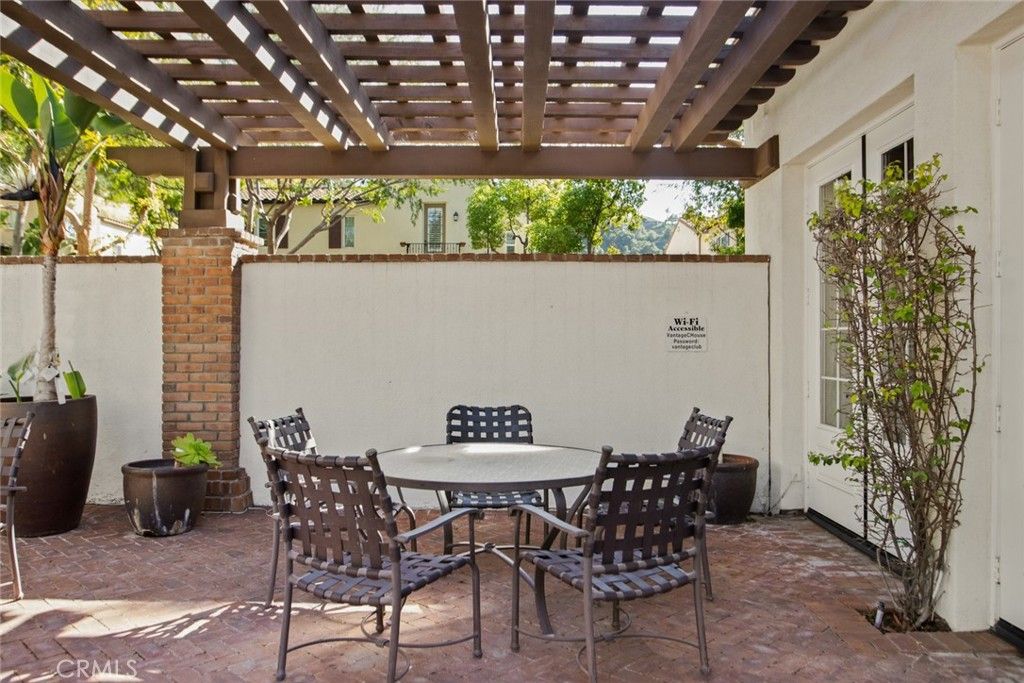 Image 38 of property listing at 817 Terrace Lane E 7, Diamond Bar, CA 91765