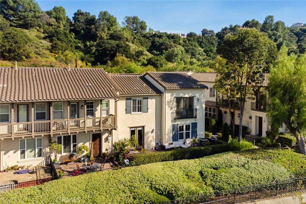 Image 7 of property listing at 817 Terrace Lane E 7, Diamond Bar, CA 91765