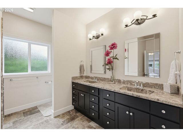 106 HANSEN Ln, Eugene, OR 97404