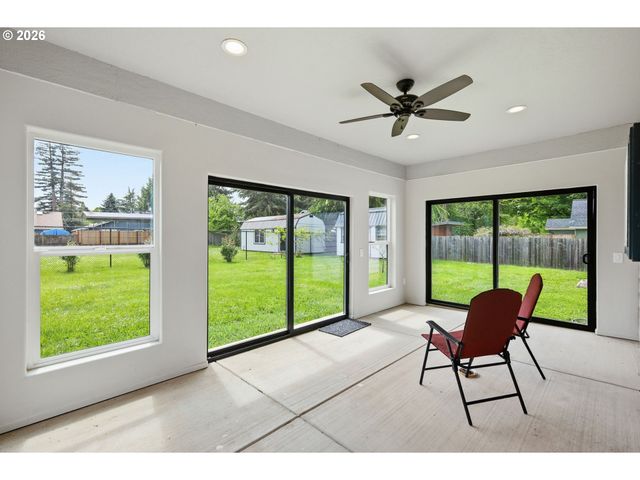 106 HANSEN Ln, Eugene, OR 97404