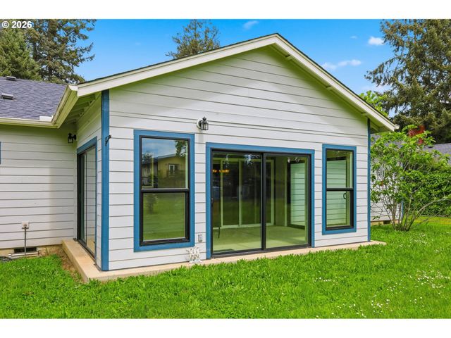 106 HANSEN Ln, Eugene, OR 97404