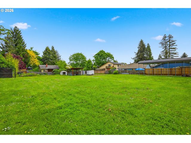 106 HANSEN Ln, Eugene, OR 97404