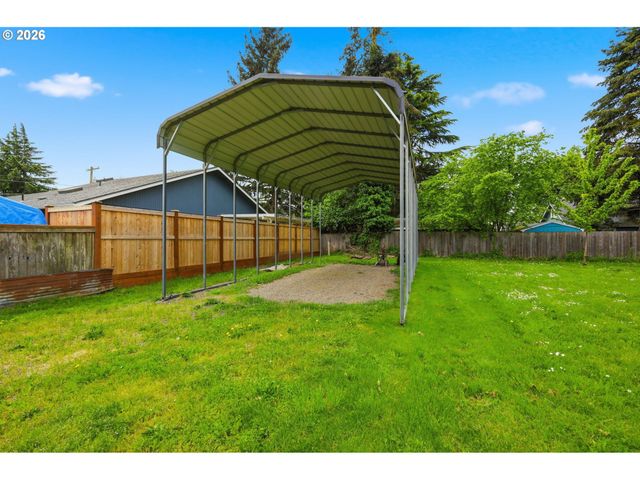 106 HANSEN Ln, Eugene, OR 97404