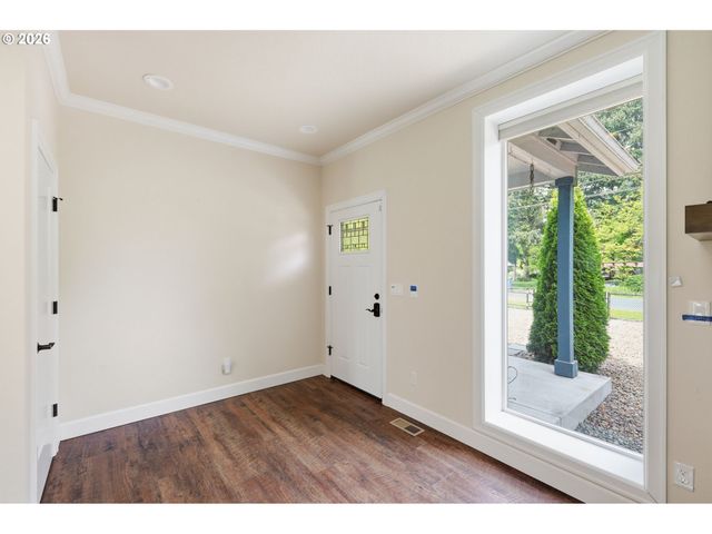 106 HANSEN Ln, Eugene, OR 97404