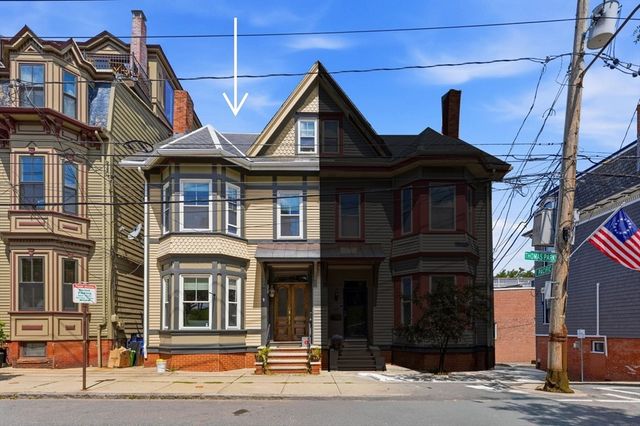 16 Thomas Park 1, Boston, MA 02127