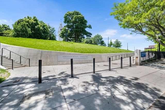 16 Thomas Park 1, Boston, MA 02127
