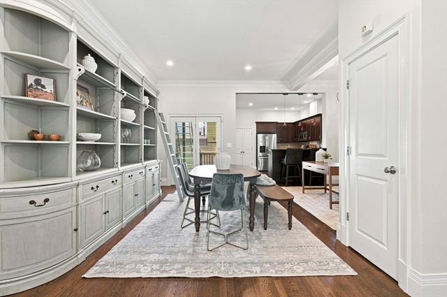 16 Thomas Park 1, Boston, MA 02127