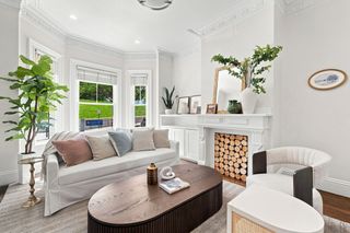 16 Thomas Park 1, Boston, MA 02127