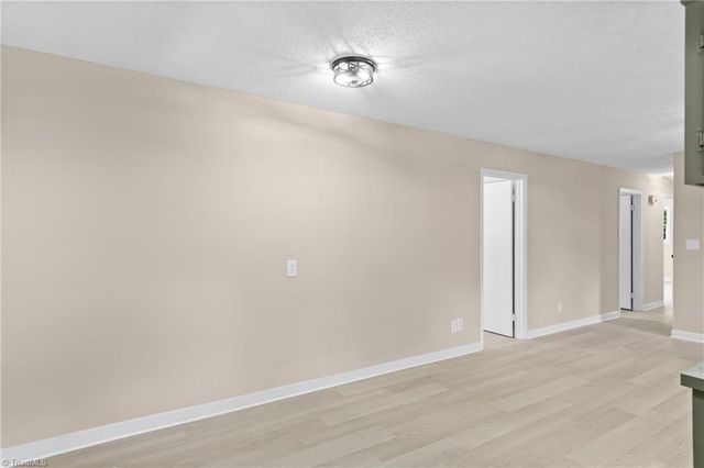 117 Hinshaw Avenue, Yadkinville, NC 27055