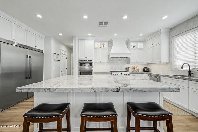 3116 E PARK Avenue, Gilbert, AZ 85234