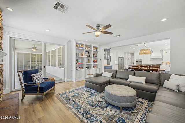 3116 E PARK Avenue, Gilbert, AZ 85234