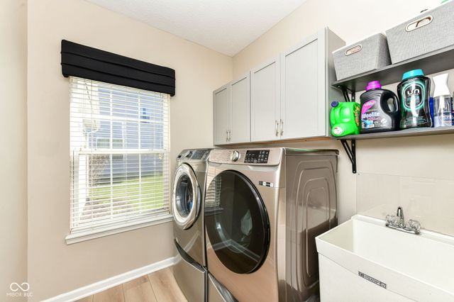 4021 Rowlett Place, Carmel, IN 46074