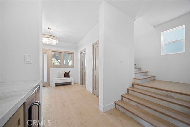 1676 W 24th, Los Angeles, CA 90007