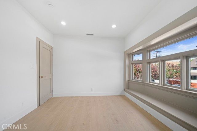 1676 W 24th, Los Angeles, CA 90007