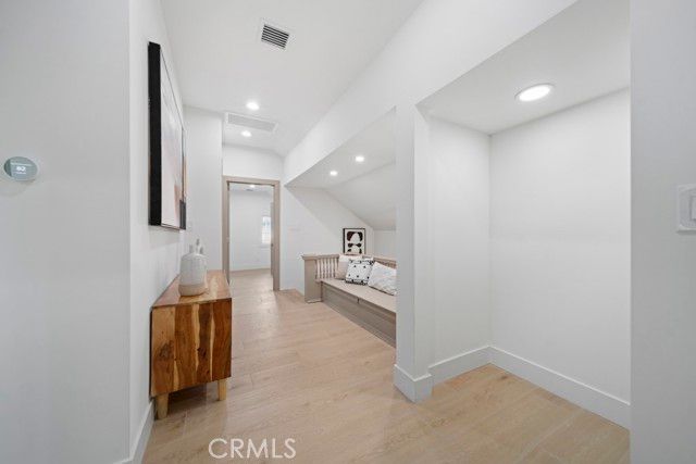 1676 W 24th, Los Angeles, CA 90007