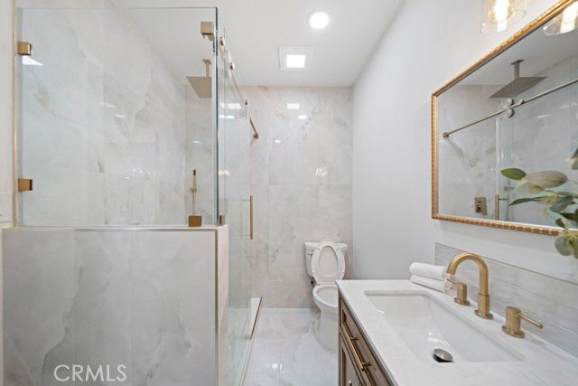 1676 W 24th, Los Angeles, CA 90007