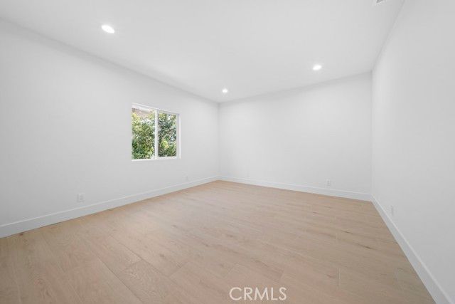 1676 W 24th, Los Angeles, CA 90007