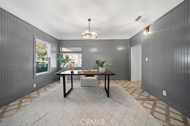 1676 W 24th, Los Angeles, CA 90007