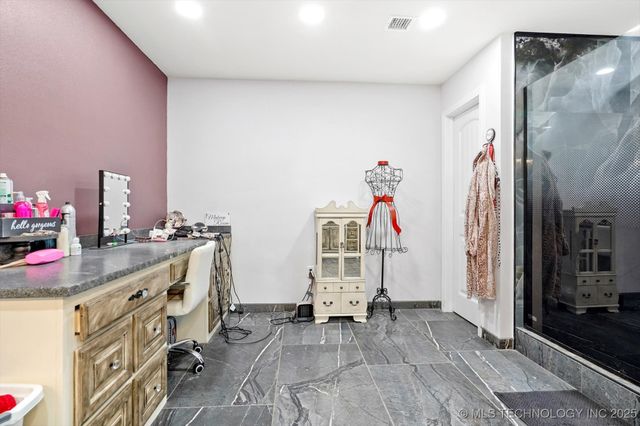 17915 S 128th Court, Bixby, OK 74008