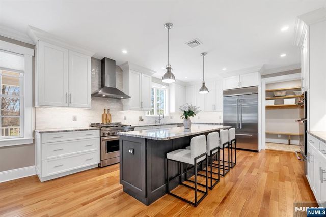 81 Trommel Drive, Mahwah, NJ 07430