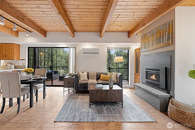 22221 N Clear Lake Boulevard SE, Yelm, WA 98597
