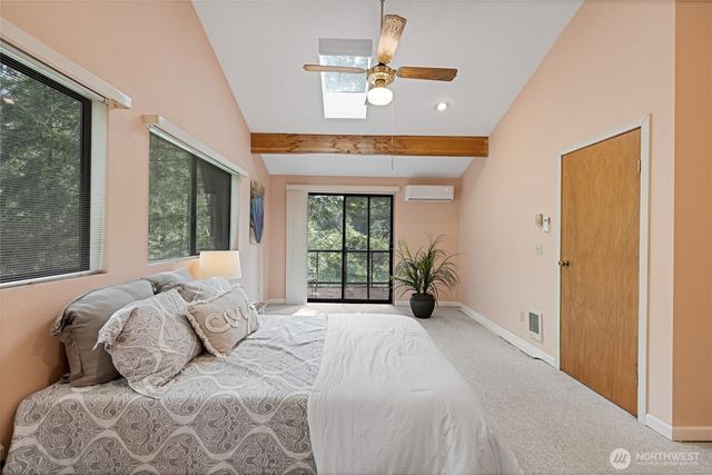 22221 N Clear Lake Boulevard SE, Yelm, WA 98597