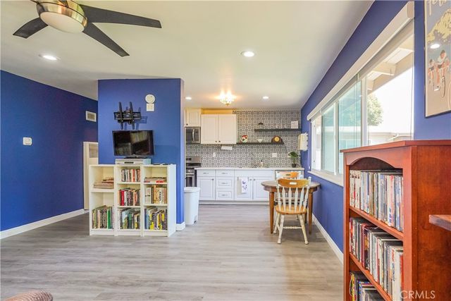 163 N Center Street, Redlands, CA 92373